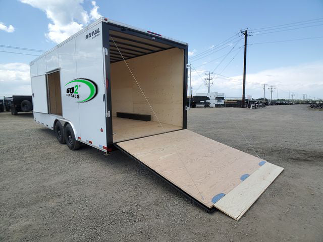 Enclosed Trailer 8x22ft