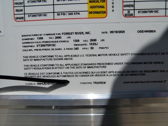 Enclosed Trailer White E-Series 5x8ft